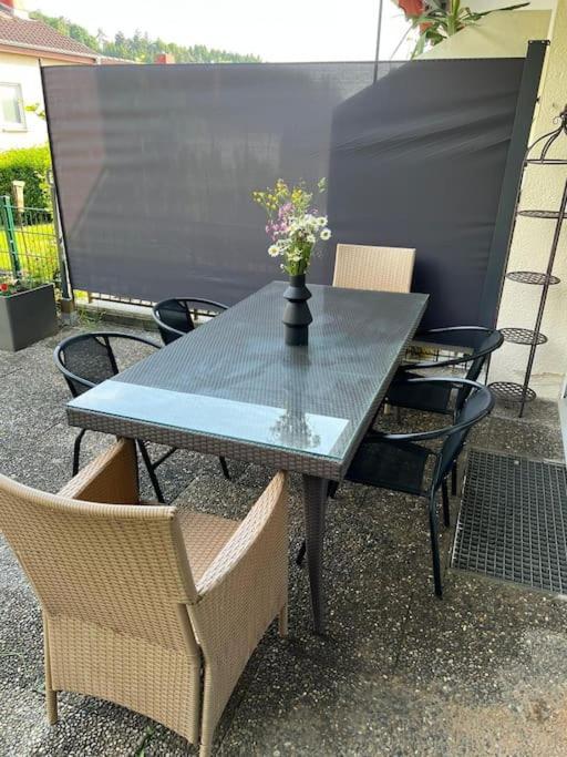 Reiheneckhaus Mit Garten Und Terasse Tettnang Exteriér fotografie