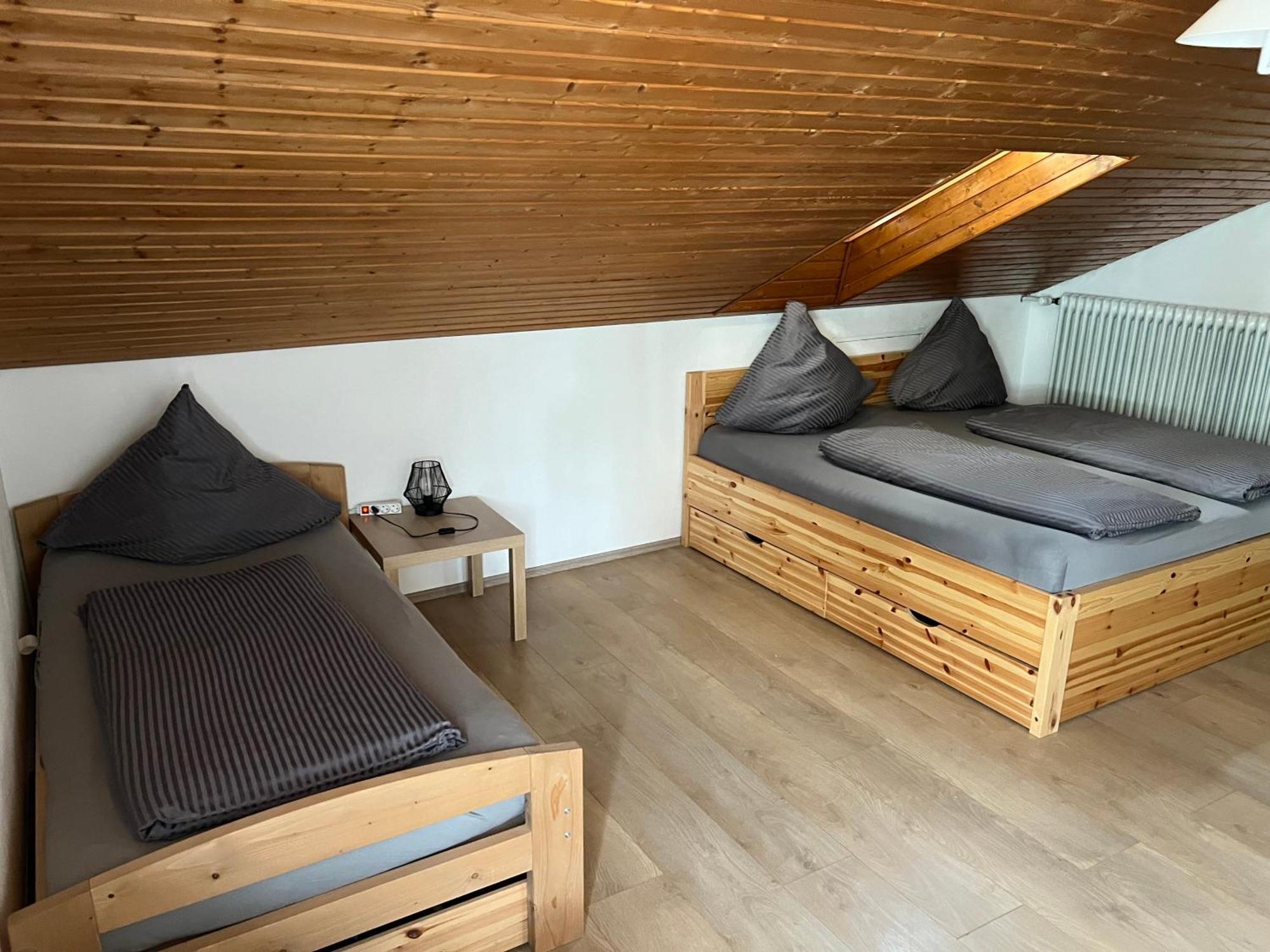 Reiheneckhaus Mit Garten Und Terasse Tettnang Exteriér fotografie
